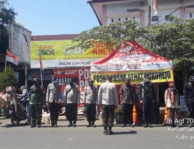 Giat Tim Posko Pasar Sehat di Pasar Sukorejo dan Pasar Cepiring